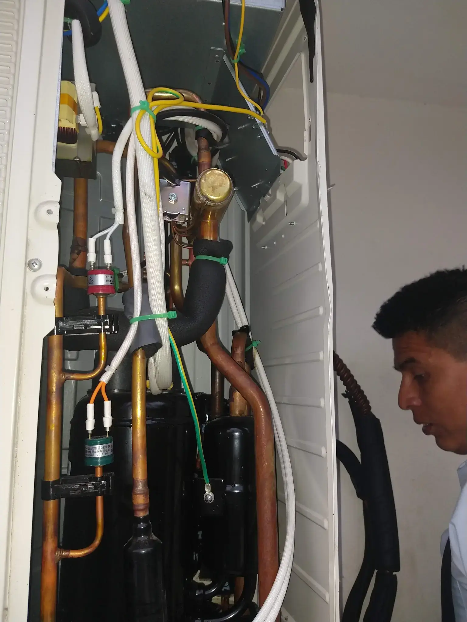 deteccion de fugas de agua seguro y gratis.webp